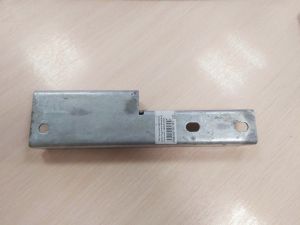 Кронштейн крепления крыла прицепа лодочного со ступенькой, задний левый