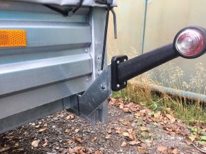 Кронштейн левый крепления габаритного фонаря прицепа МЗСА (ГФ 3.5), без фонаря (Аналог 7695 МЗСА)