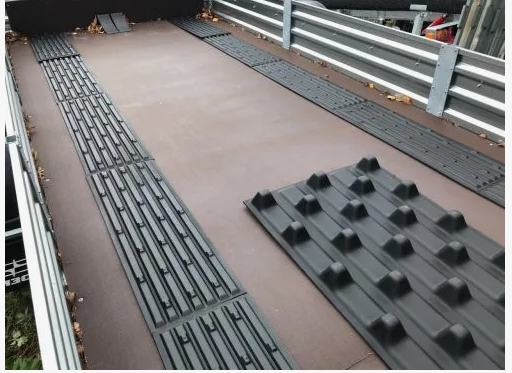 Зацепы для снегохода в прицеп