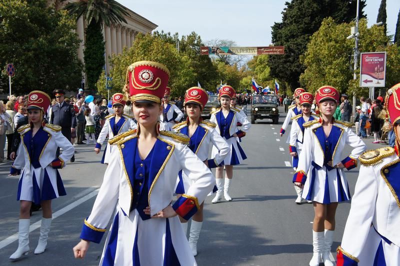 Центр легковых прицепов и фаркопов АРИВА - график работы на 23 февраля 2017. Продажа прицепов и фаркопов по всей России.