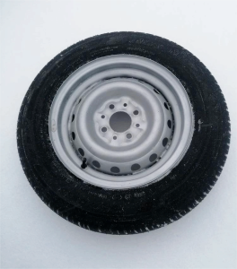 Запасное колесо прицепа МЗСА 165R13 в сборе (арт 8744) (СДЭК не доставляет)