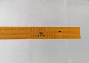 Светоотражающая лента на прицеп для контурной маркировки, желтая, не разрезная самоклеющаяся 3 M (не оригинал) ширина 50мм