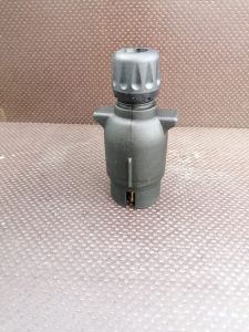Вилка прицепа 7pin 12V пластиковая TRAILERCOM 3052 (1)