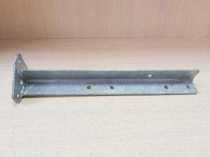 Кронштейн крепления крыла прицепа бортового, передний левый задний правый