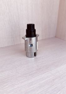 Вилка 7pin силумин, KTC005F (10)