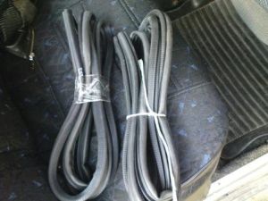 Уплотнитель пластиковой крышки прицепа, резиновый (3,5м)