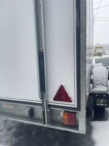 Амортизатор газовый для откидного трапа прицепа МЗСА (пневмопружина) МАЗ 14.6308010 (облегчает подьем и спуск трапа прицепа)