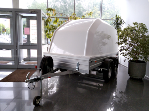 Прицеп с алюминиевыми бортами и крышкой МЗСА 817732.034 Н1500мм двухосный. Удобство, защита, красота. Покупайте в АРИВА