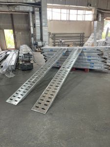 Аппарели для прицепа, гп 2000 кг, 2500х300х70мм, в комплекте 2шт, AL-Li-M2-250-30-2 Алюминий (3)