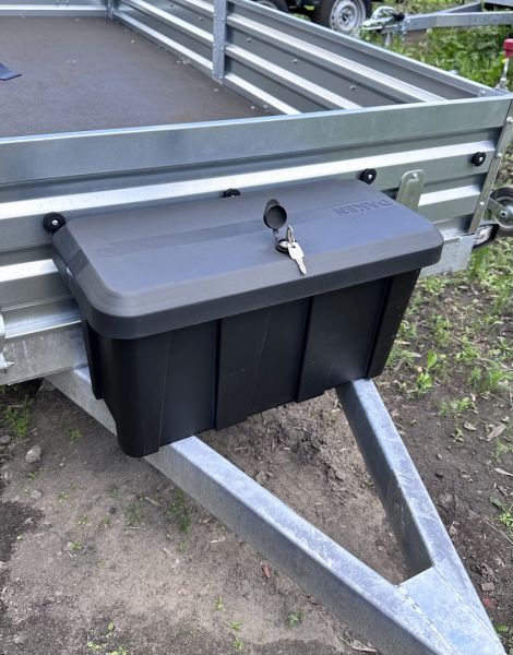 Ящик универсальный BLACKIT LITE-1, 1 замок, 550х255х310, 24л (1)