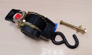 Стяжной ремень самозатягивающийся крепления груза 25 мм–2,7 м, разрывная нагрузка 500 кг, крюк-болт