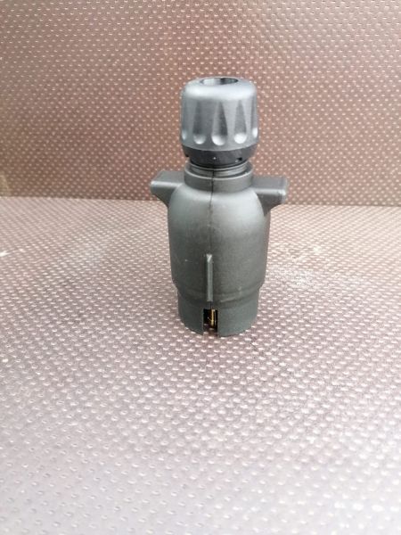Вилка прицепа 7pin 12V пластиковая TRAILERCOM 3052 (1)