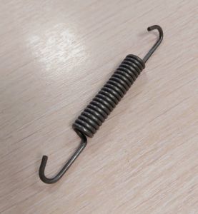 Пружина растяжения нижняя для колесного тормоза прицепа KNOTT тип F200 F200ET0 (длинная) арт.42126 KNOTT ОРИГИНАЛ