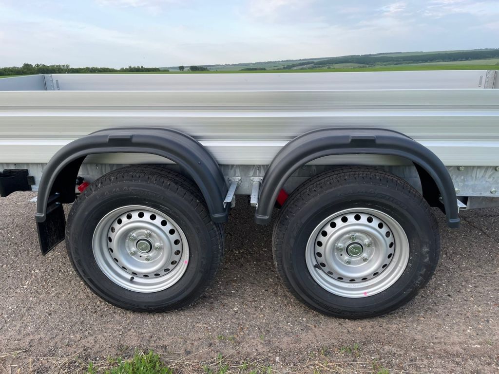 Замена колеса прицепа Замена колеса прицепа