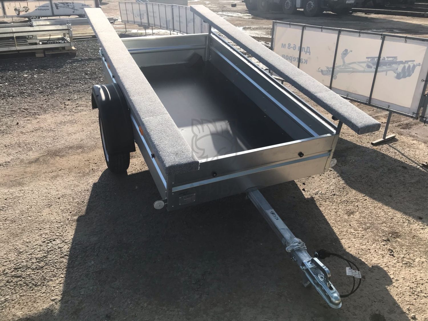 Стапель для лодки ПВХ на прицеп МЗСА 817700.002