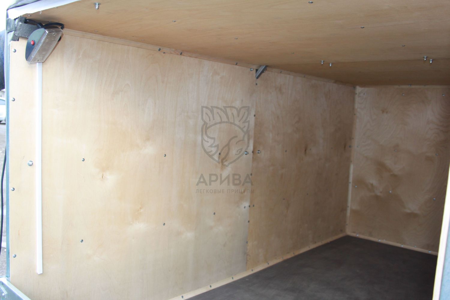 Обшитие прицепа фанерой