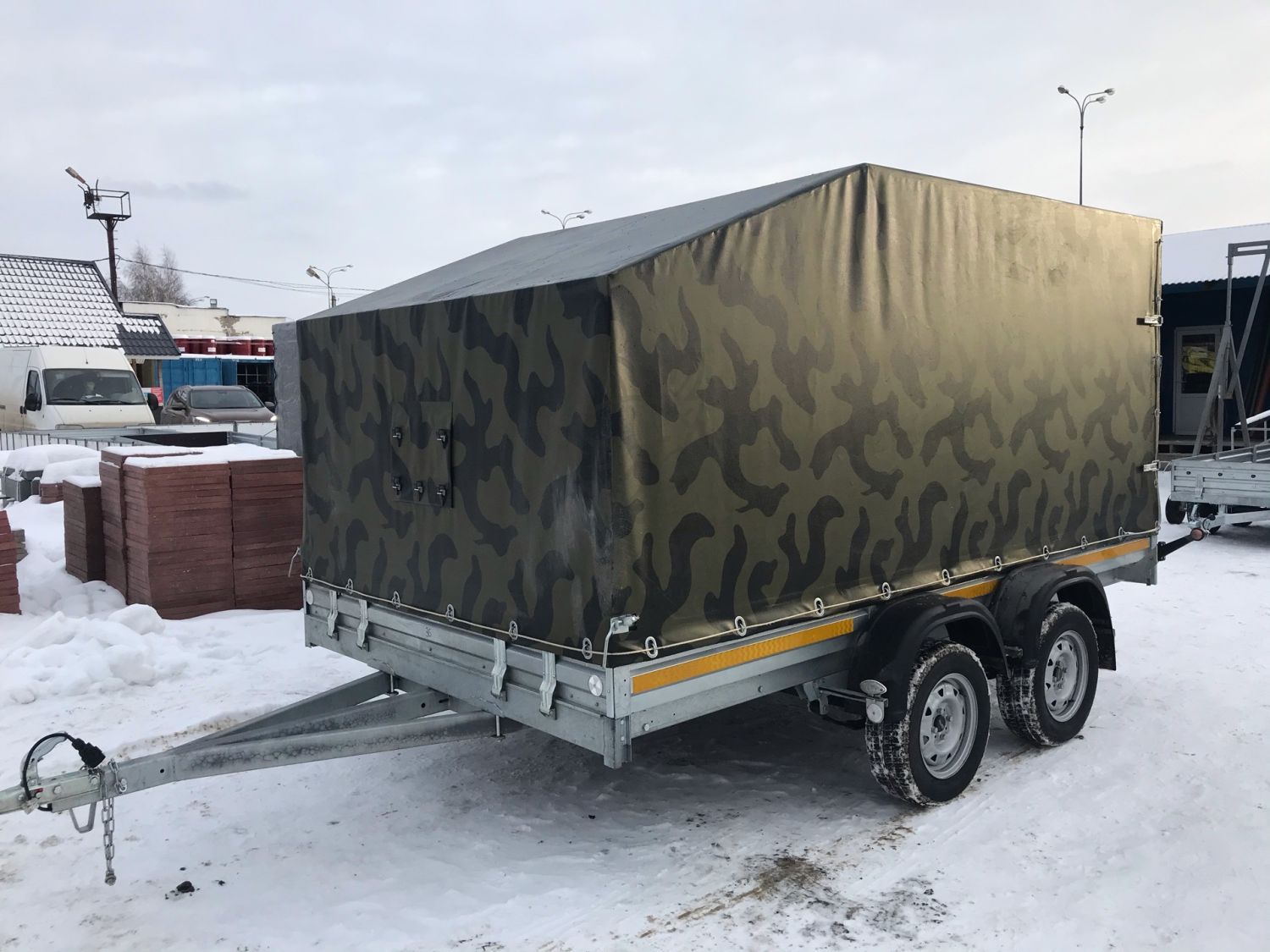 Прицеп для двух снегоходов МЗСА 817736.012