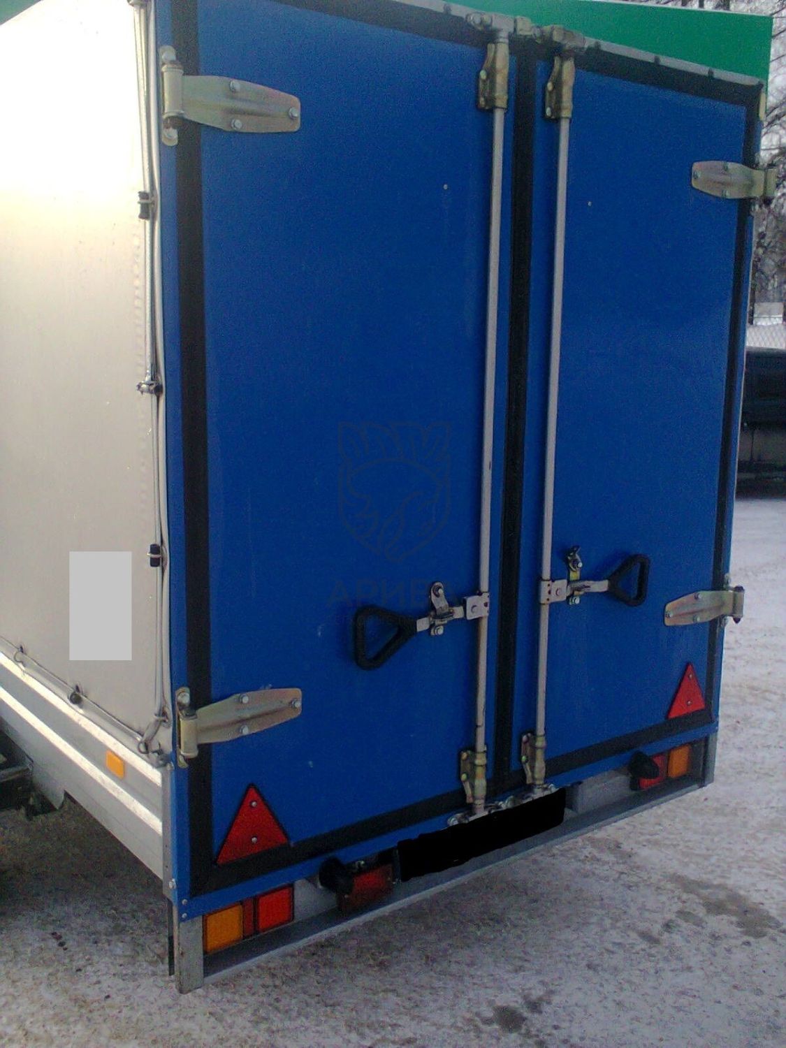 Установка ворот на легковые прицепы