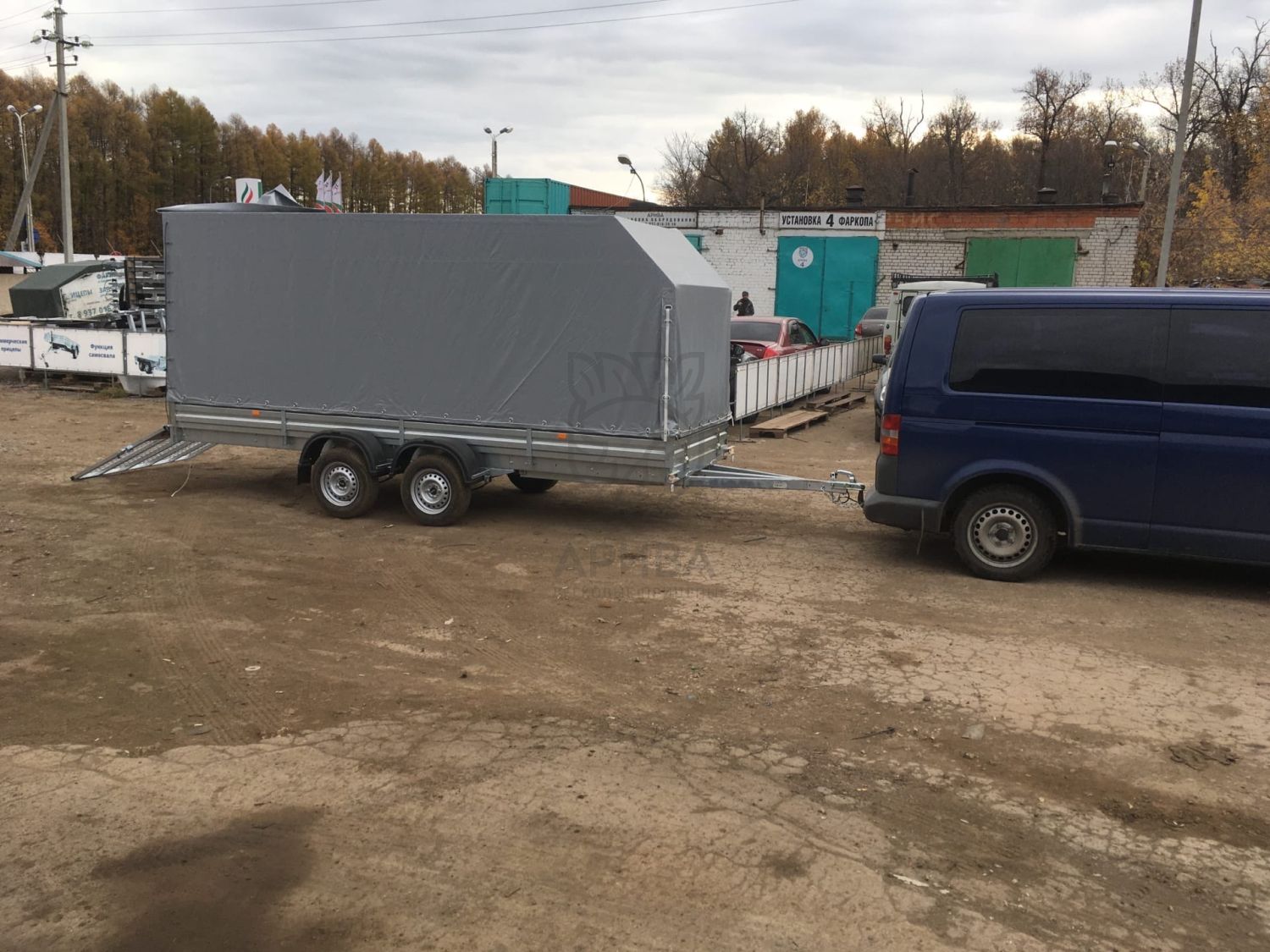 Прицеп МЗСА 817735.012 с трапом МЗСА