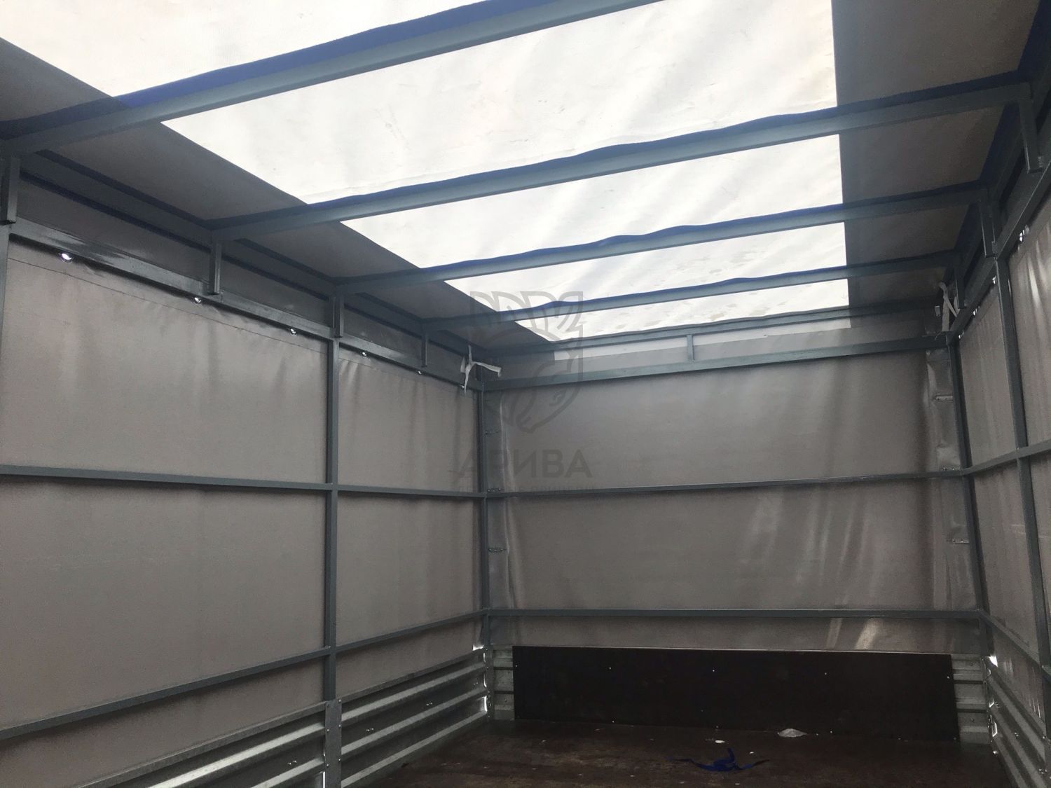 Прицеп МЗСА 817719.012 с ЕВРО тентом и верхней погрузкой