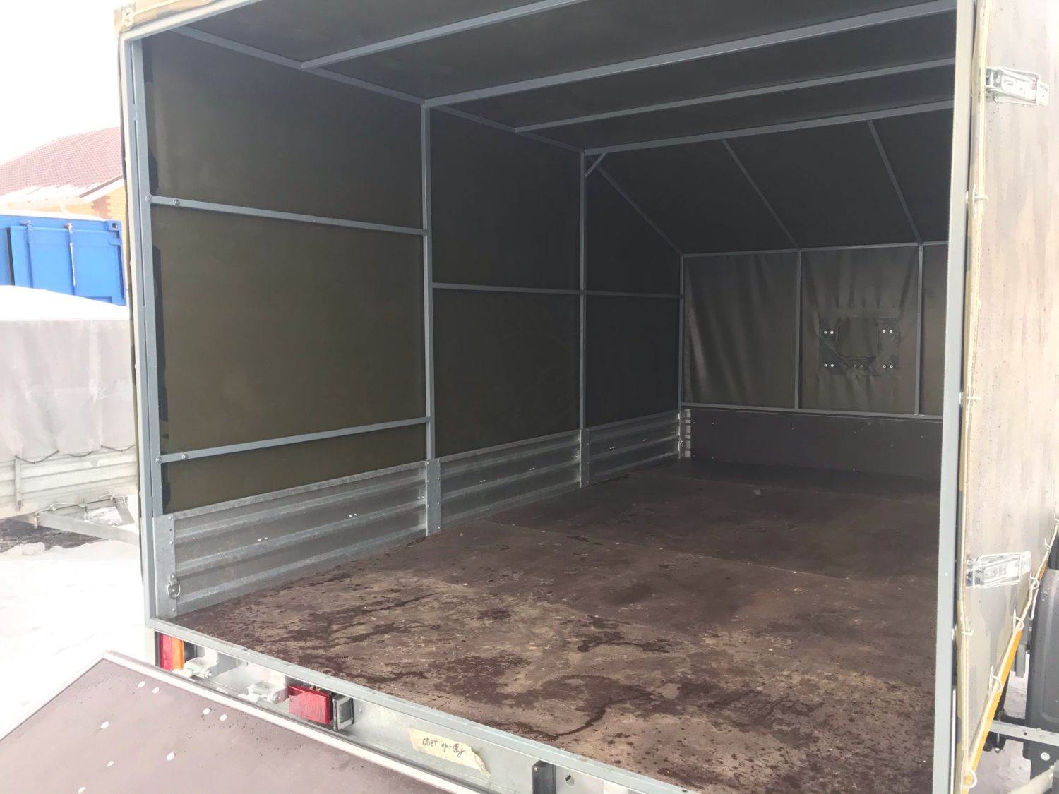 Прицеп для двух снегоходов МЗСА 817736.012