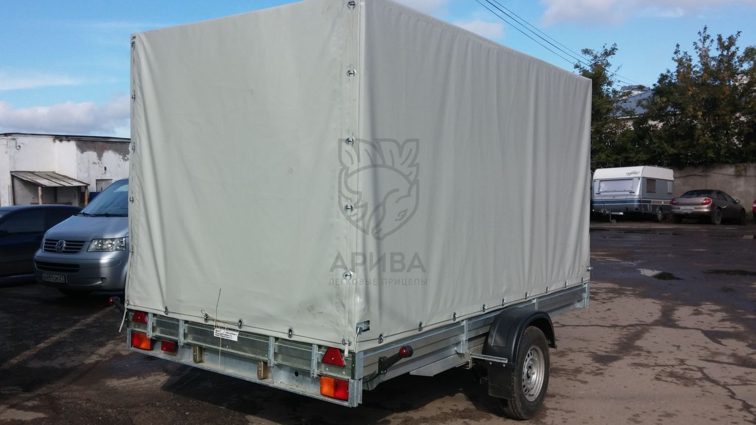 Изготовление качественных тентов и каркасов на легковые прицепы