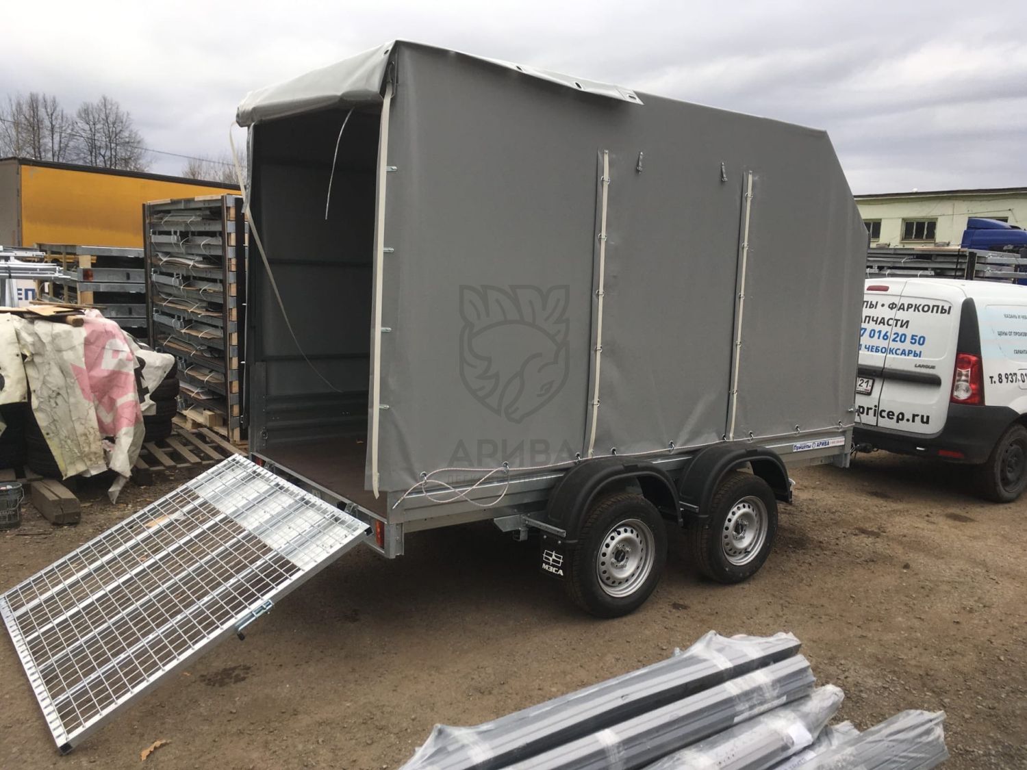 Прицеп МЗСА 817731.012 с трапом МЗСА