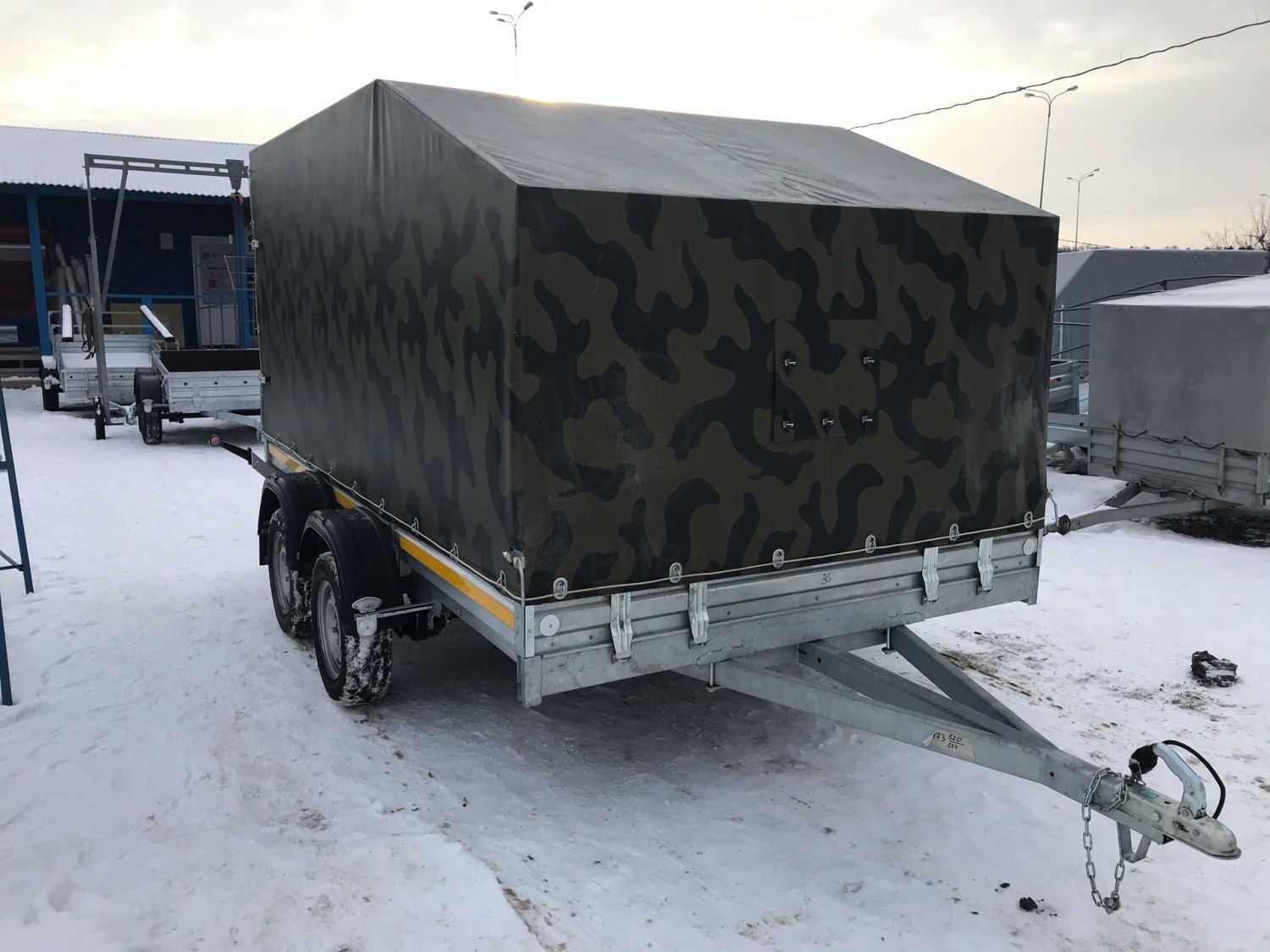 Прицеп для двух снегоходов МЗСА 817736.012