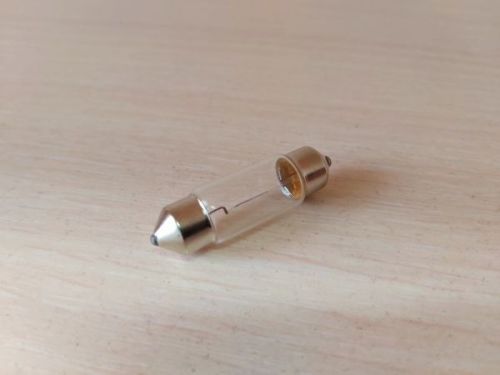 Лампа для габаритного фонаря прицепа (Маяк АС12-5 САЛОННАЯ ЛАМПОЧКА 36мм (61205 для освещения номера и переднего габ. фонаря ГФ2Б)