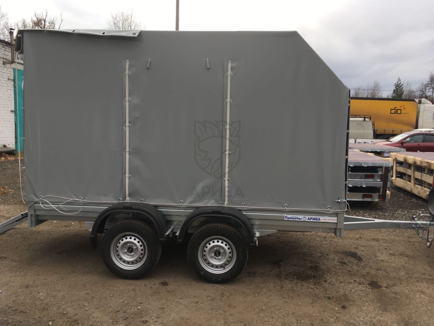 Прицеп МЗСА 817731.012 с трапом МЗСА