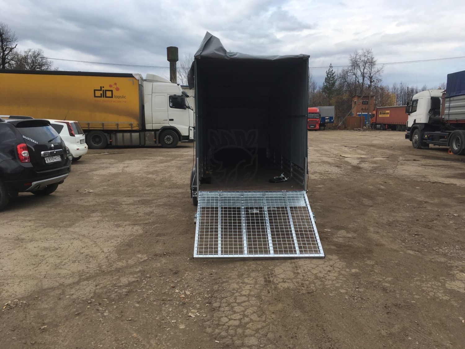 Прицеп МЗСА 817735.012 с трапом МЗСА