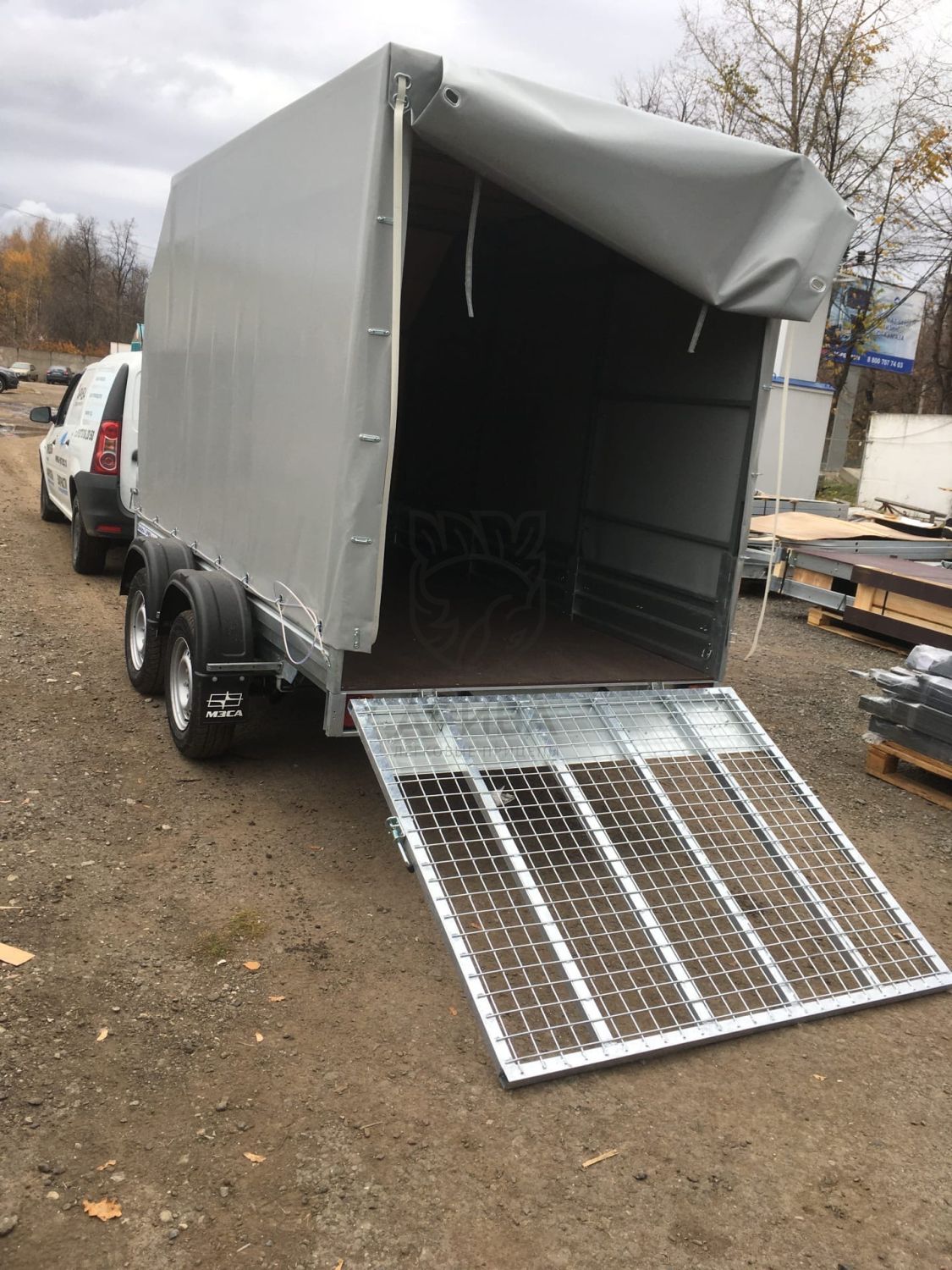 Прицеп МЗСА 817731.012 с трапом МЗСА