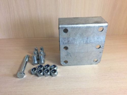 Кронштейн замкового устройства прицепа 