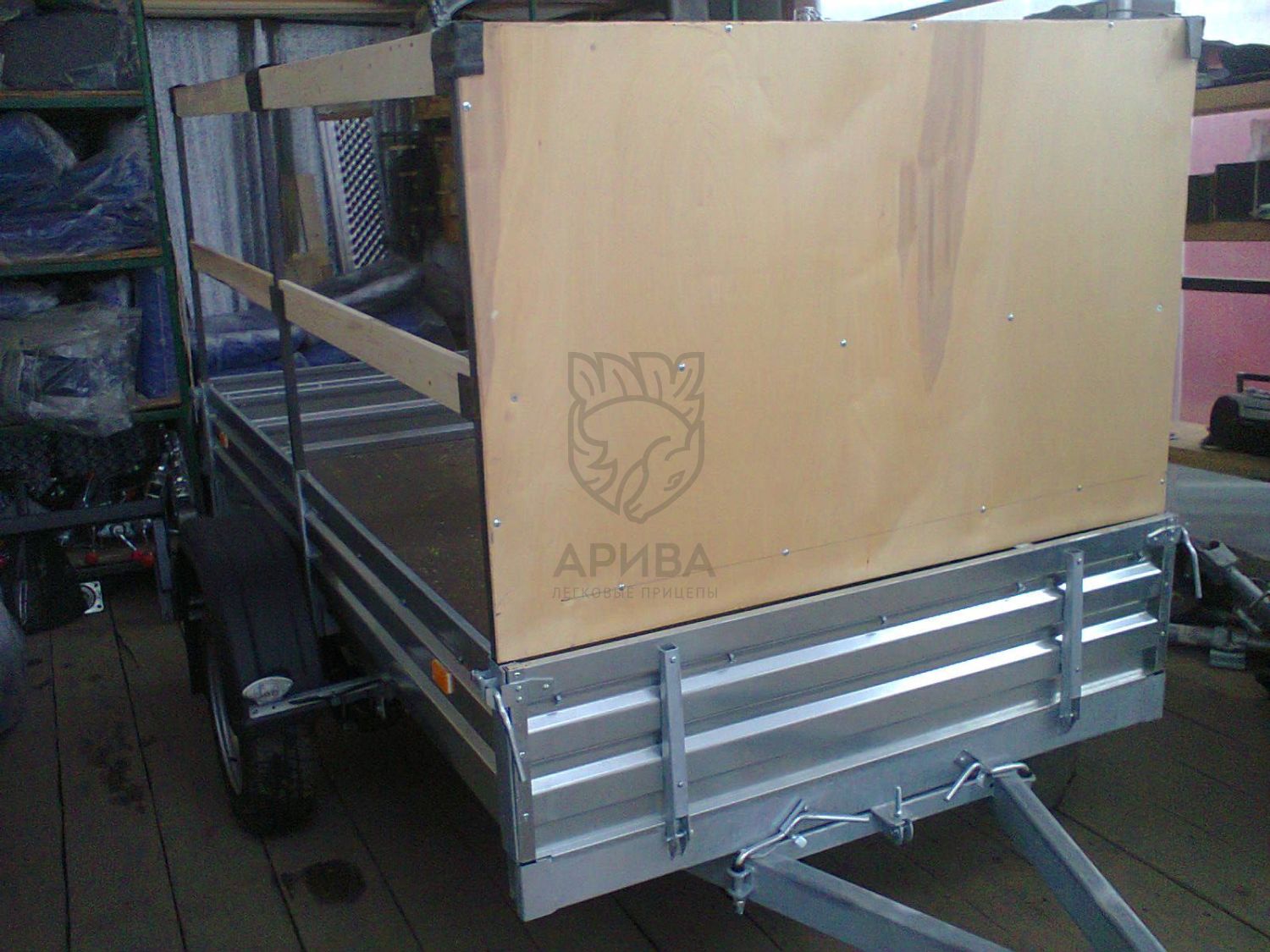 Обшитие прицепа фанерой