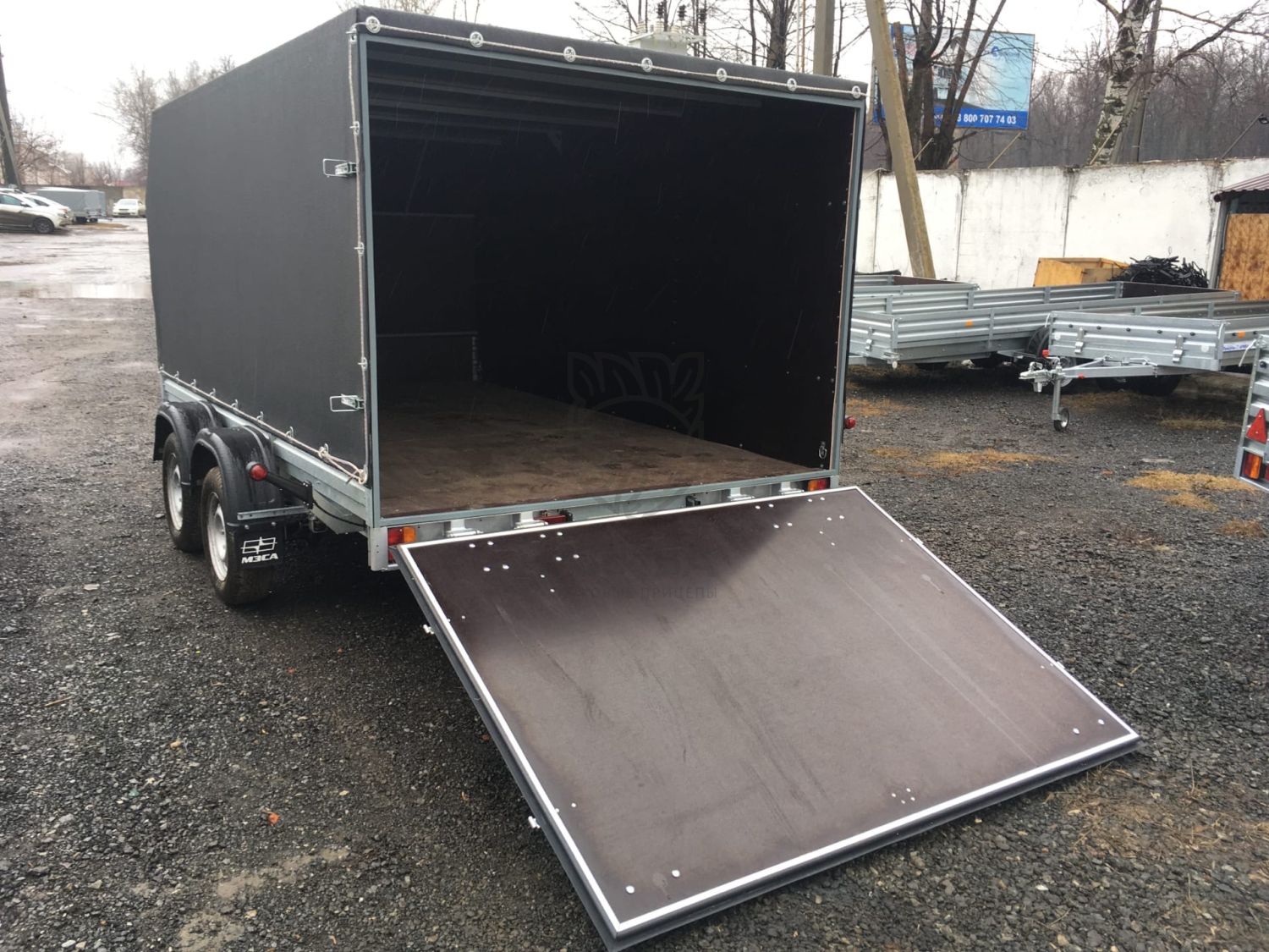 Прицеп МЗСА 817736.012 с трапом и ЕВРО тентом