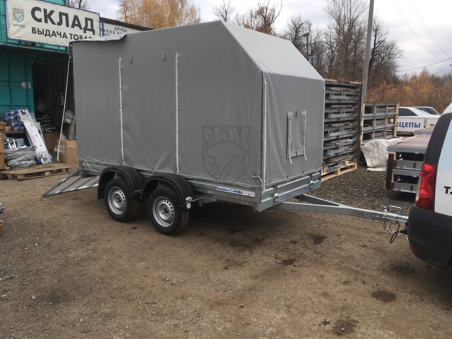 Прицеп МЗСА 817731.012 с трапом МЗСА