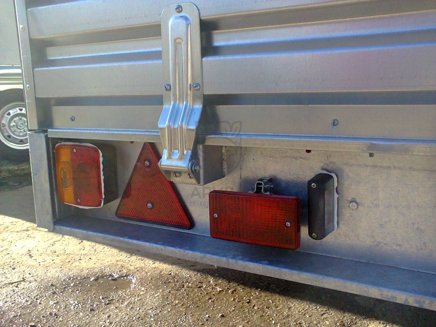 Модернизация фонарей лодочного и бортового прицепа