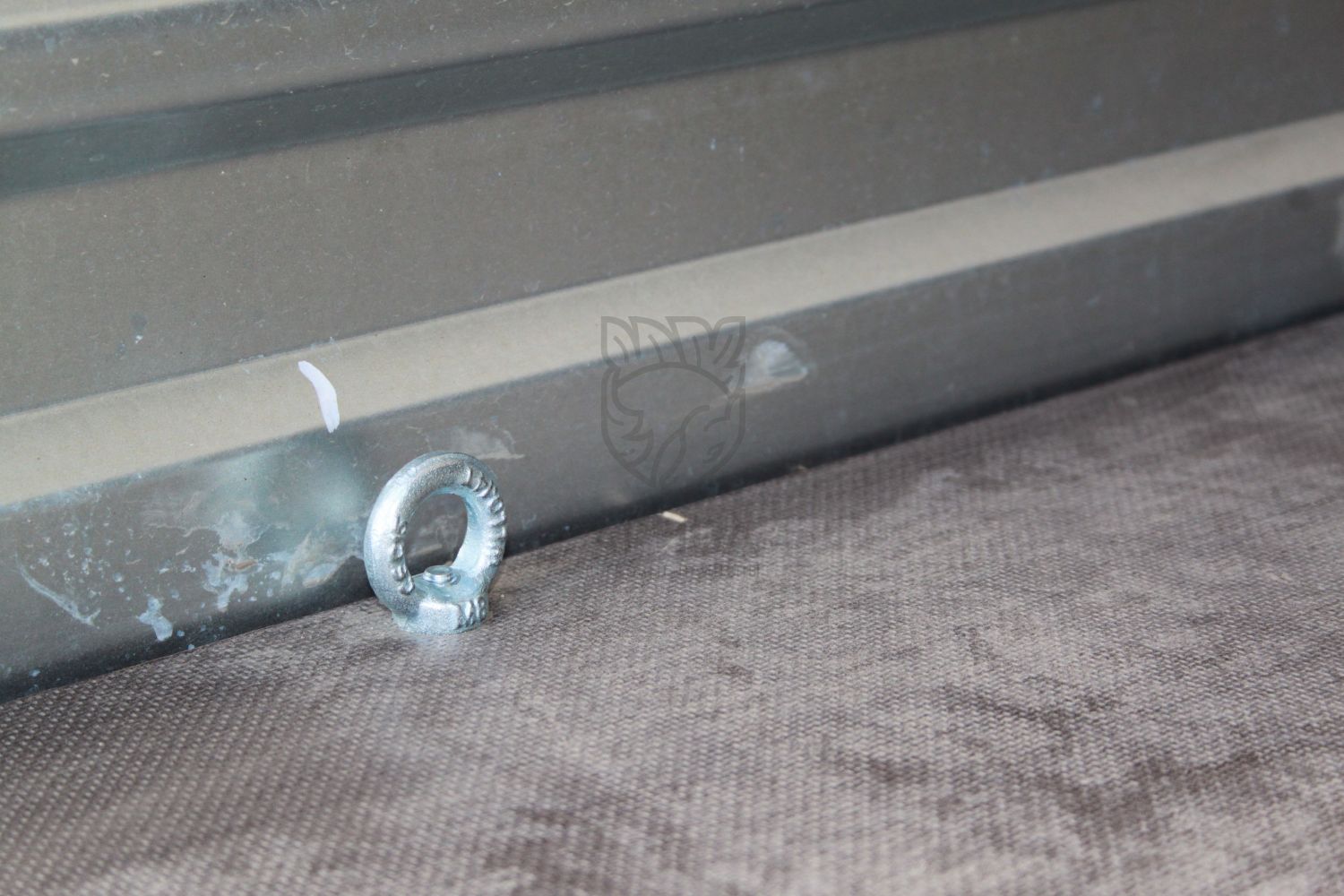 Установка дополнительных крепёжных элементов