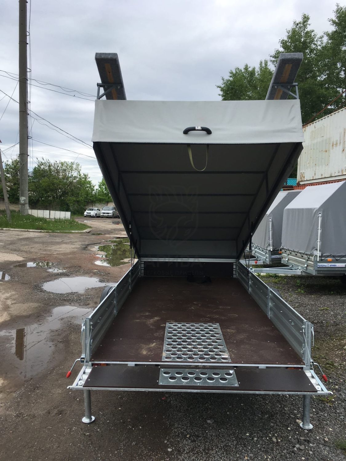 Стапель для лодки ПВХ откидной на прицеп МЗСА 817717.012