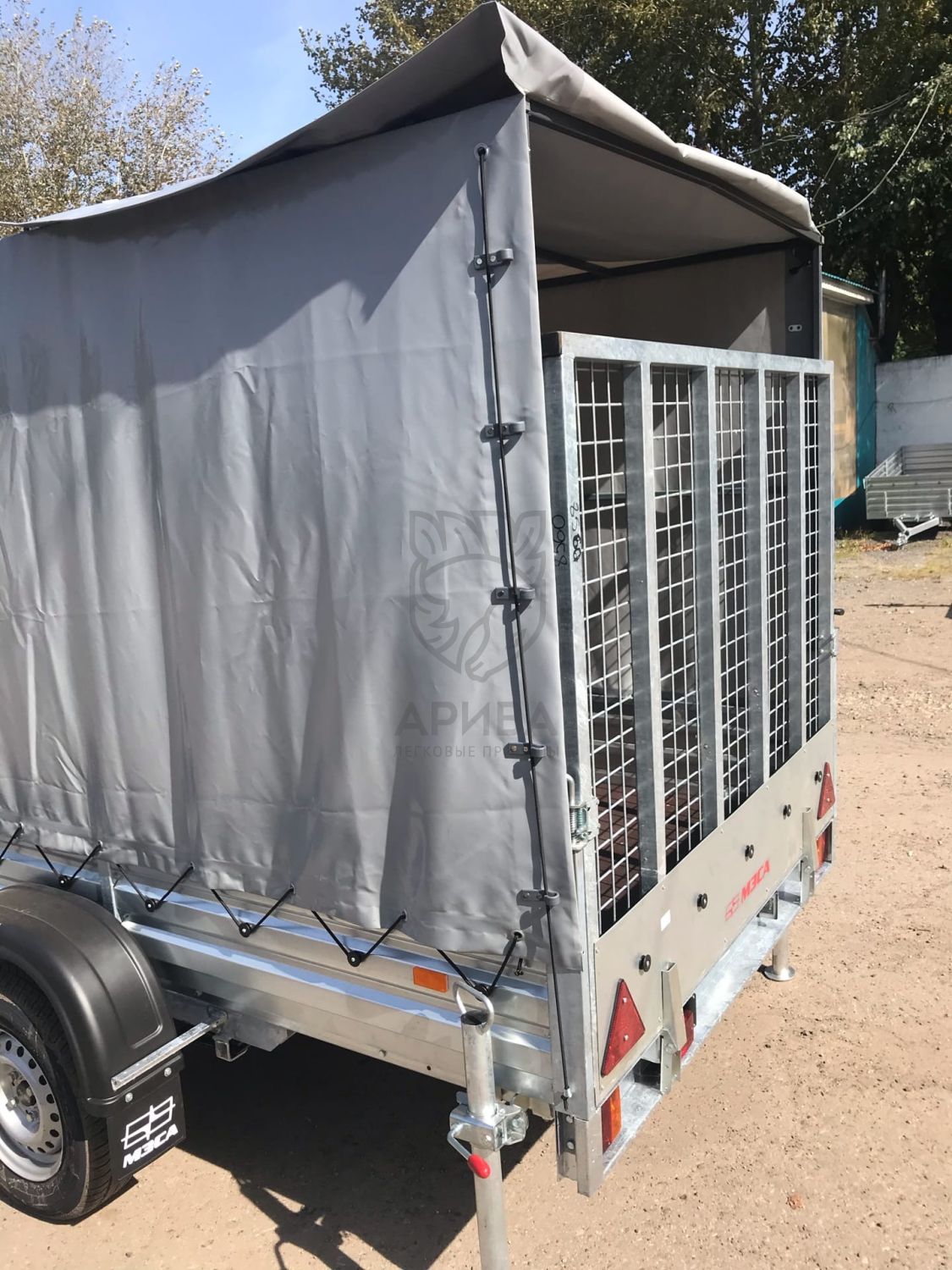 Прицеп МЗСА 817732.012 с трапом МЗСА