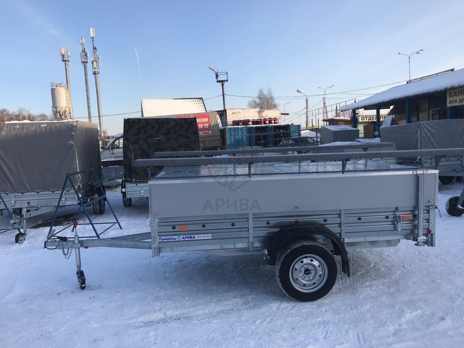 Прицеп с откидным стапелем МЗСА 817703.012