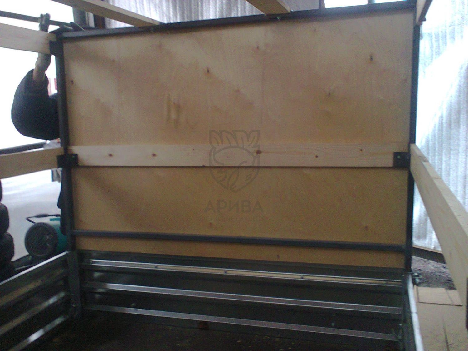 Обшитие прицепа фанерой