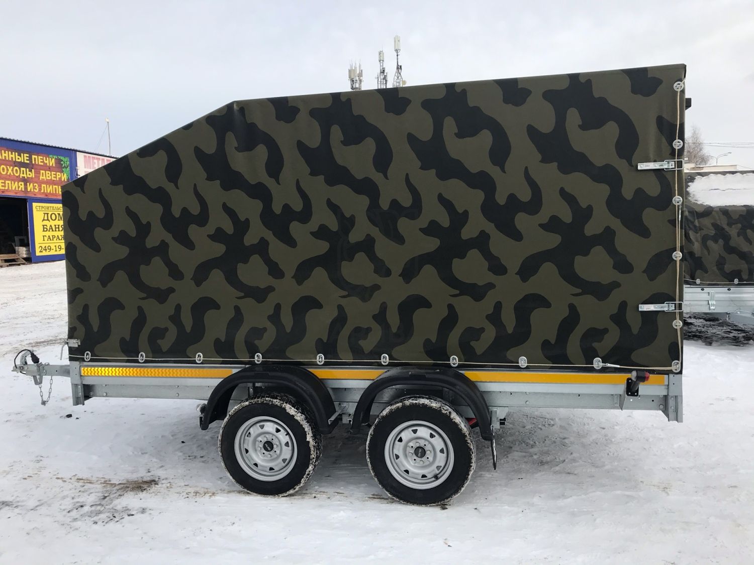 Прицеп для двух снегоходов МЗСА 817736.012