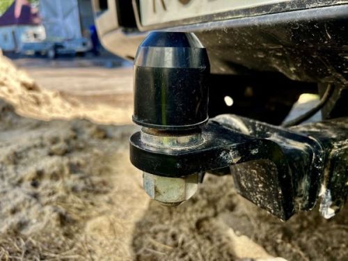 Колпак на фаркоп пластмассовый, черный