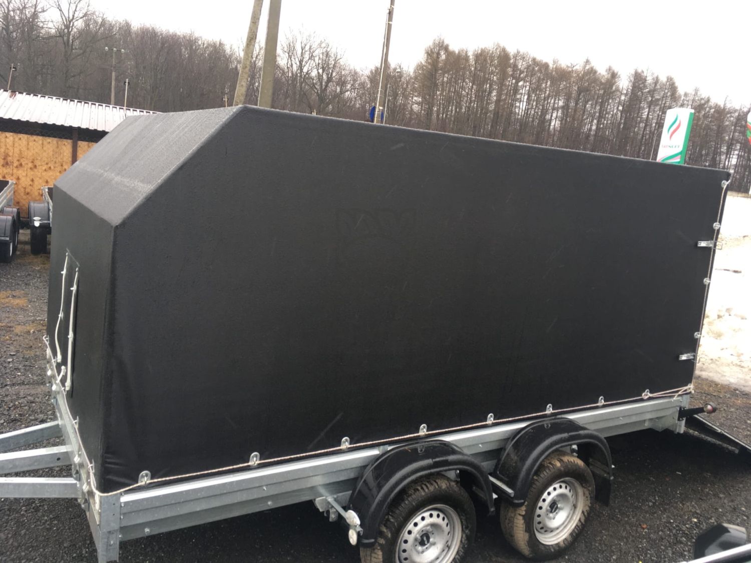 Прицеп МЗСА 817736.012 с трапом и ЕВРО тентом
