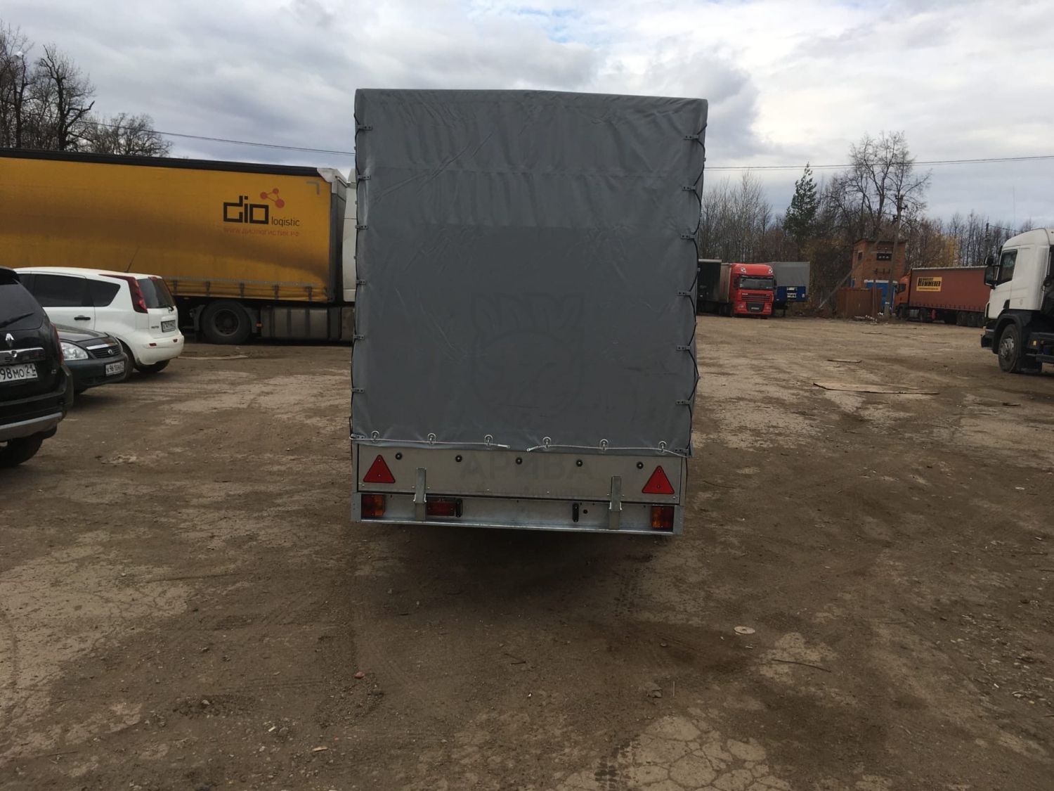 Прицеп МЗСА 817735.012 с трапом МЗСА