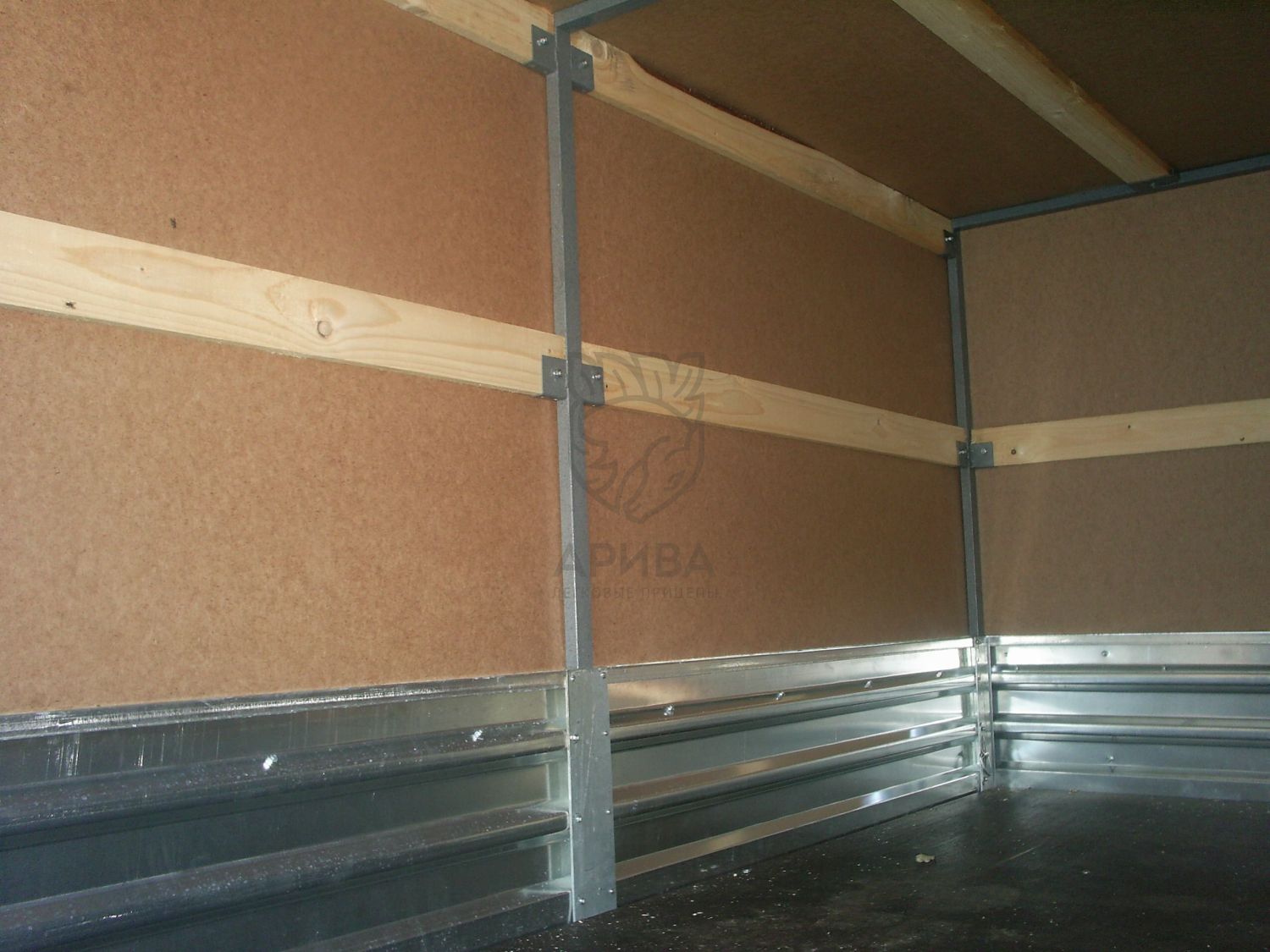 Обшитие прицепа фанерой