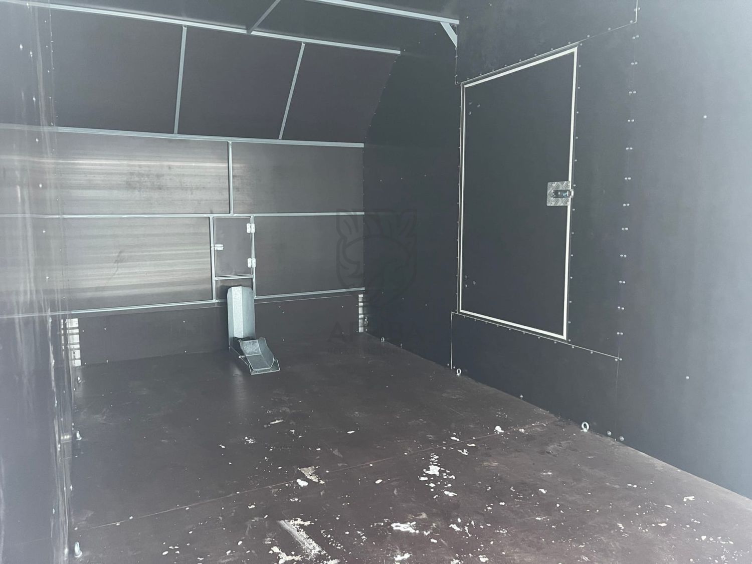 Прицеп МЗСА 817736.012 с трапом и боковой дверью