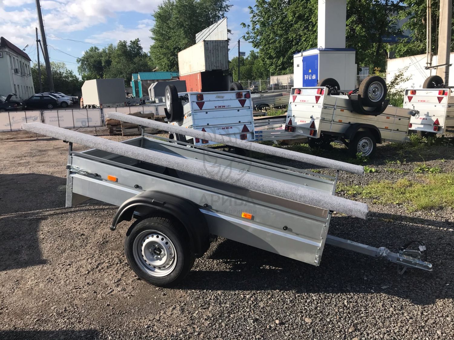 Стапель для лодки ПВХ на прицеп МЗСА 817700.002